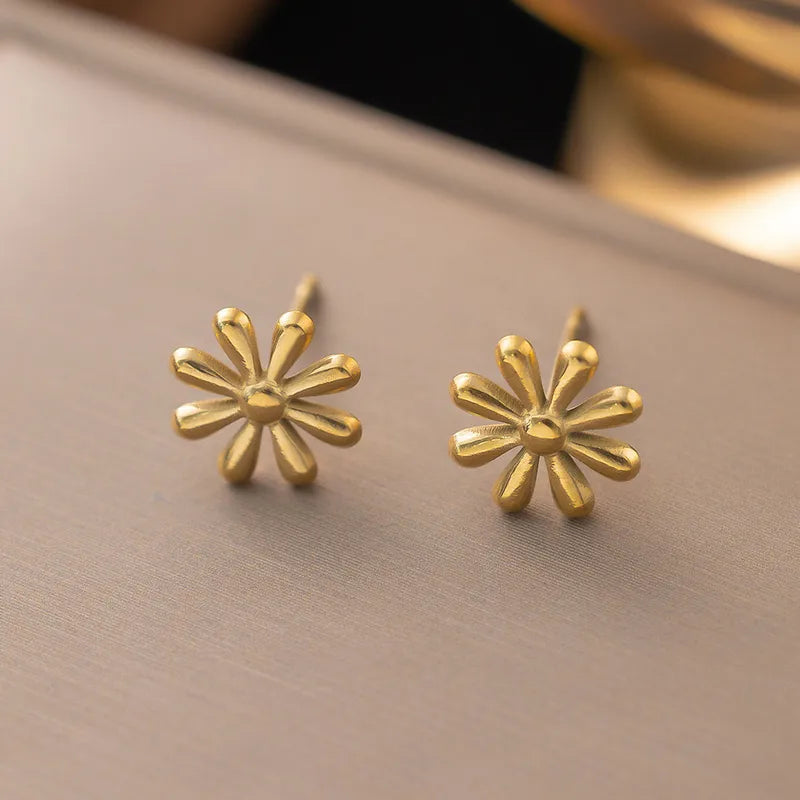 Blóma ear stud- Gullhúðaðir - Steinless steel